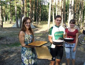 Праздничные угощения.<br />Празднуем день рождение Любавы.<br />С праздником!!!