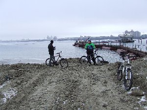 не далеко от &quot;Вогреса&quot; на водохранилище