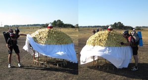 знакомство с караваем из пены...
