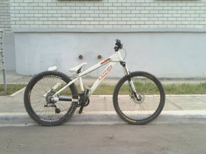 y_529586b4[1].jpg