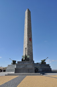 Стелла в конце лестницы