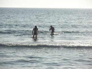 купание в японском море