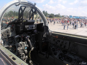 Кокпит СУ-29