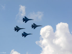 «Соколы России» выполняют ромб