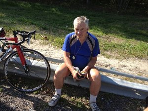 Сергей Николаевич - организатор. Намотал около 70 км.
