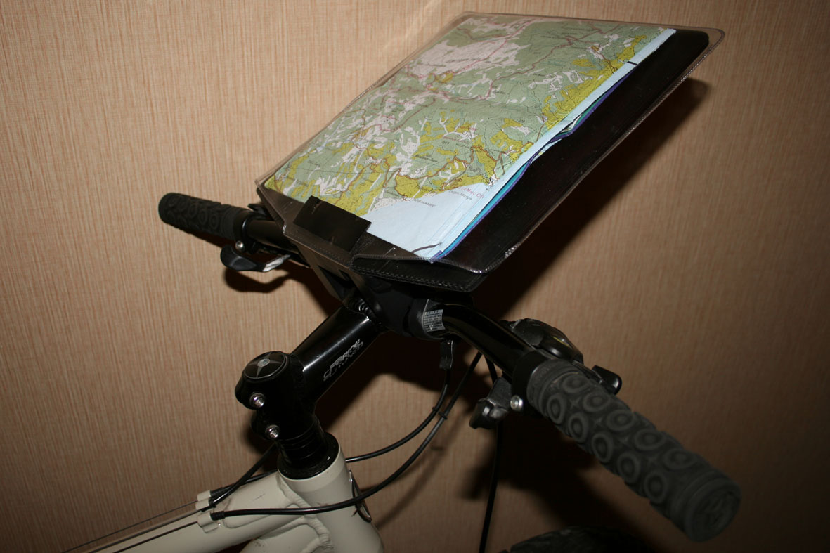 map_holder_1.jpg