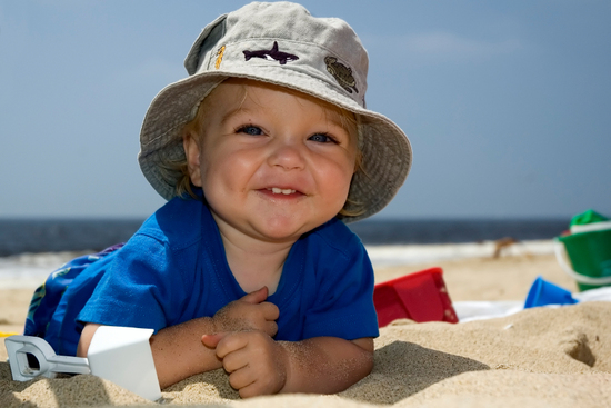 boy_on_the_beach.jpg
