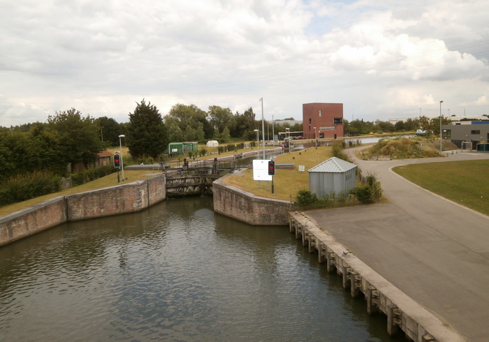 3 canal.jpg