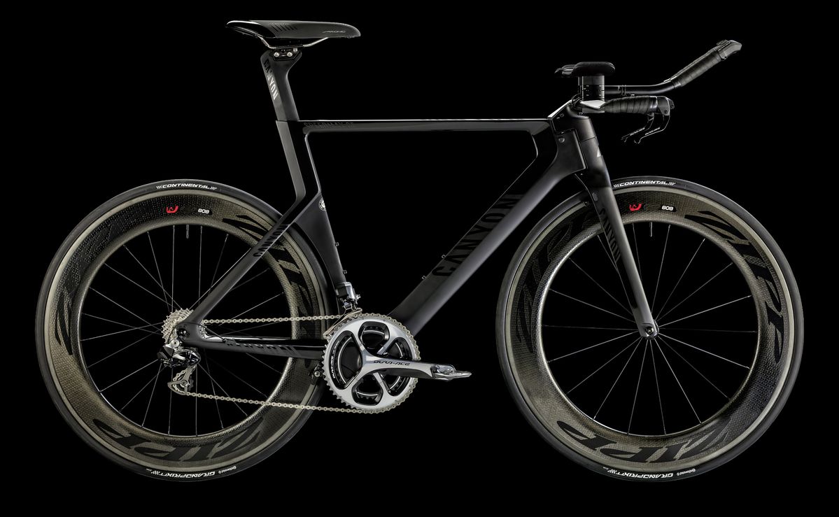 Canyon Speedmax CF 9.0 LTD 2015.jpg