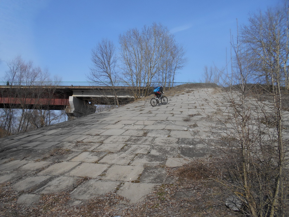 11uphill.jpg