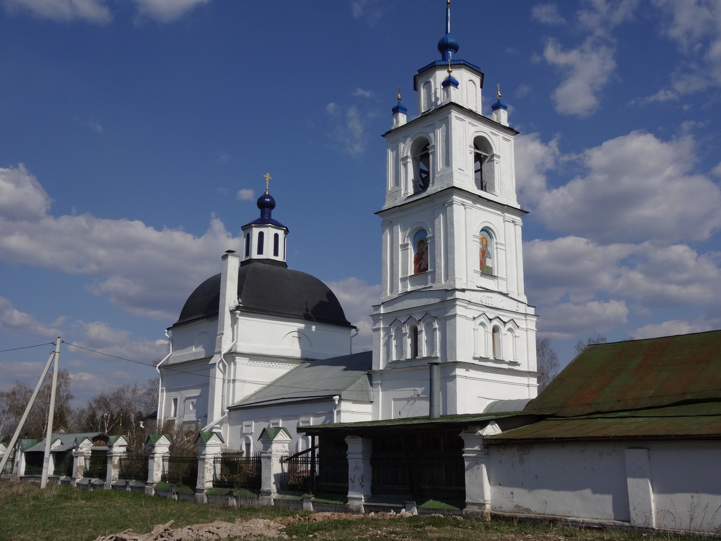 Храм в селе Спас