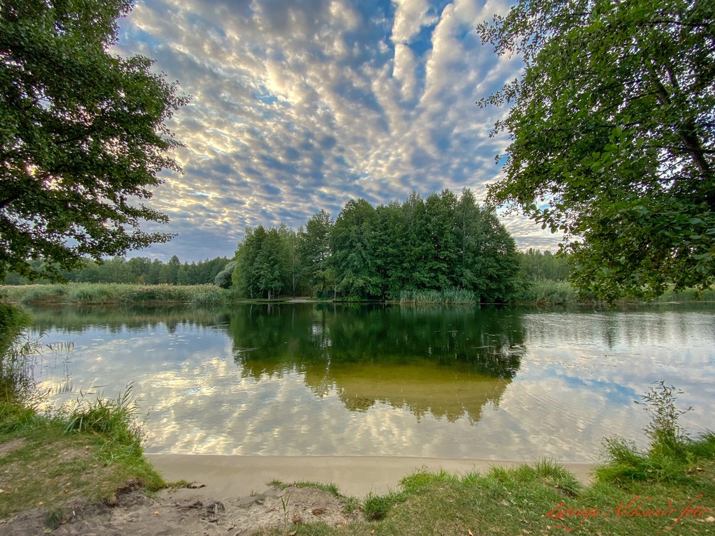 imgonline-com-ua-Resize-3LOQlSteStrP817.jpg
