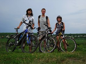 Мы у Дона. На заднем плане - Русская Гвоздевка