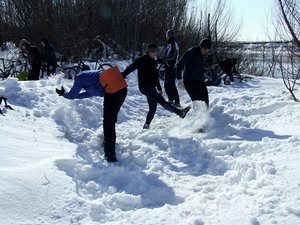 ...., а кто то и .... пинал