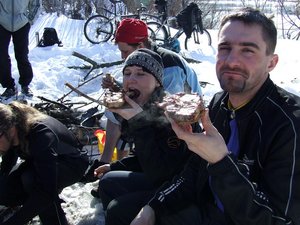мне достался только один кусочек шашлыка