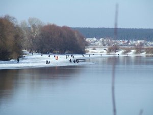 им шашлыка не досталось