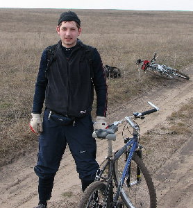Где-то в степях нашей Родины, пока еще свеженькие, хотя...