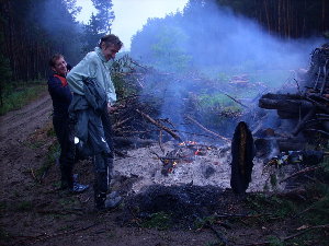 пока собрали дрова и разожгли костер времени на Сторожевое не осталось :((((
