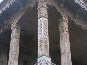 Орнаменты на усадьбе Нижняя Мельница
