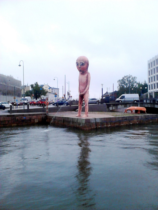 pissin helsinki.jpg