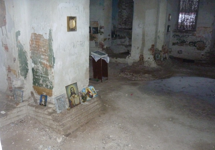 16 church.jpg