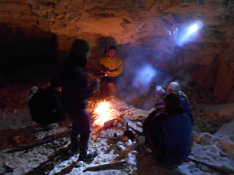 19cave3.jpg