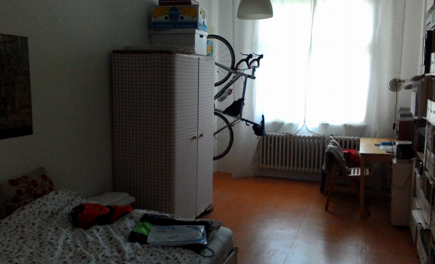 03_room1.jpg