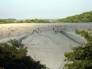 http://www.panoramio.com/photo/7502123