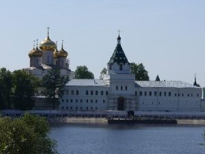 Ипатьевский монастырь в Костроме