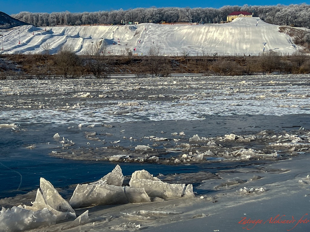 imgonline-com-ua-Resize-A97avyVGoOvCdlkT.jpg