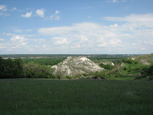 Нам на ту горку